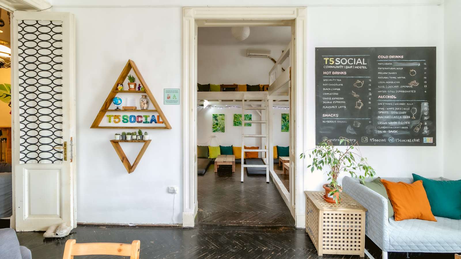 T5 Social