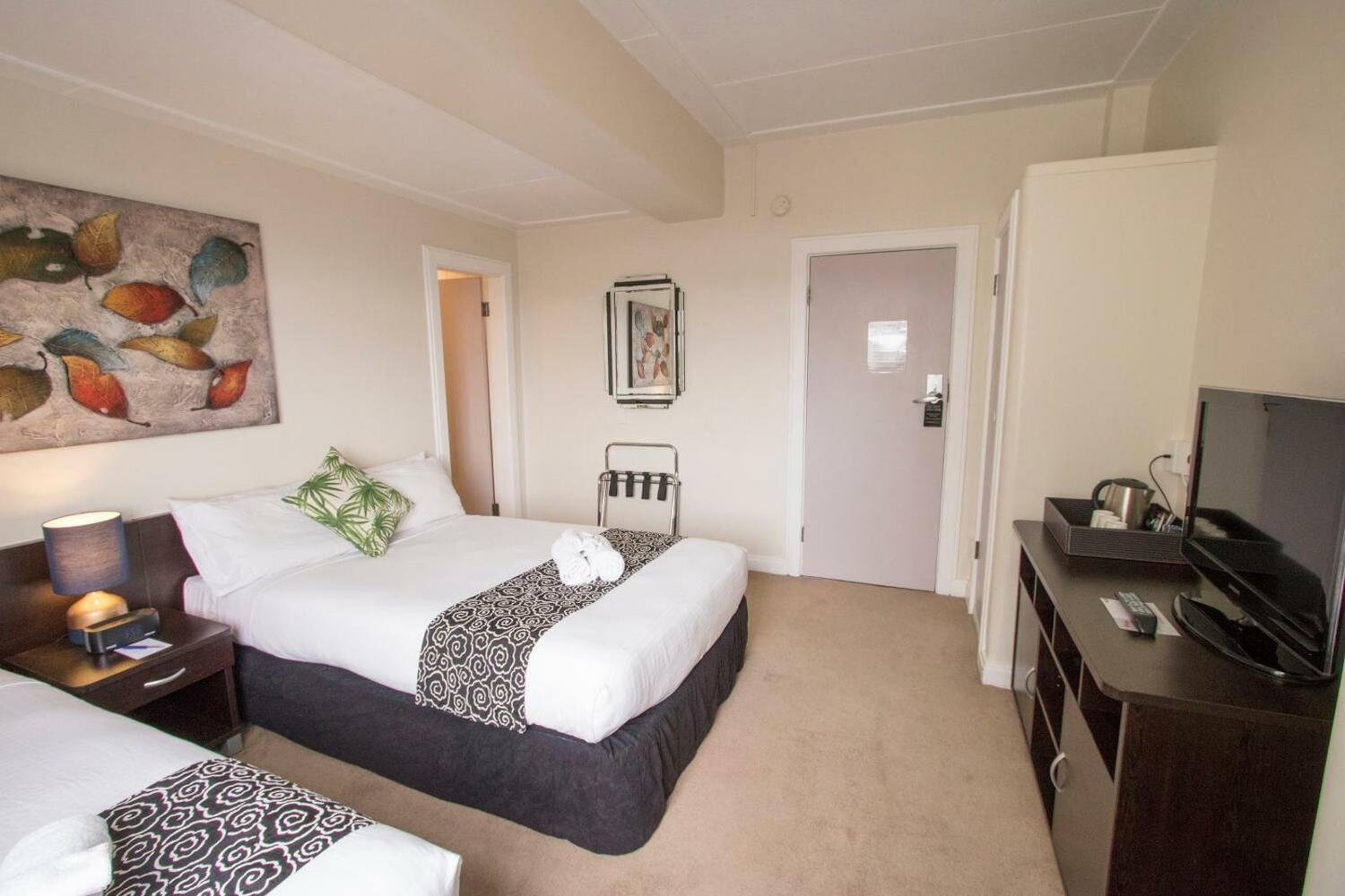 Hotel Waterloo & Backpackers