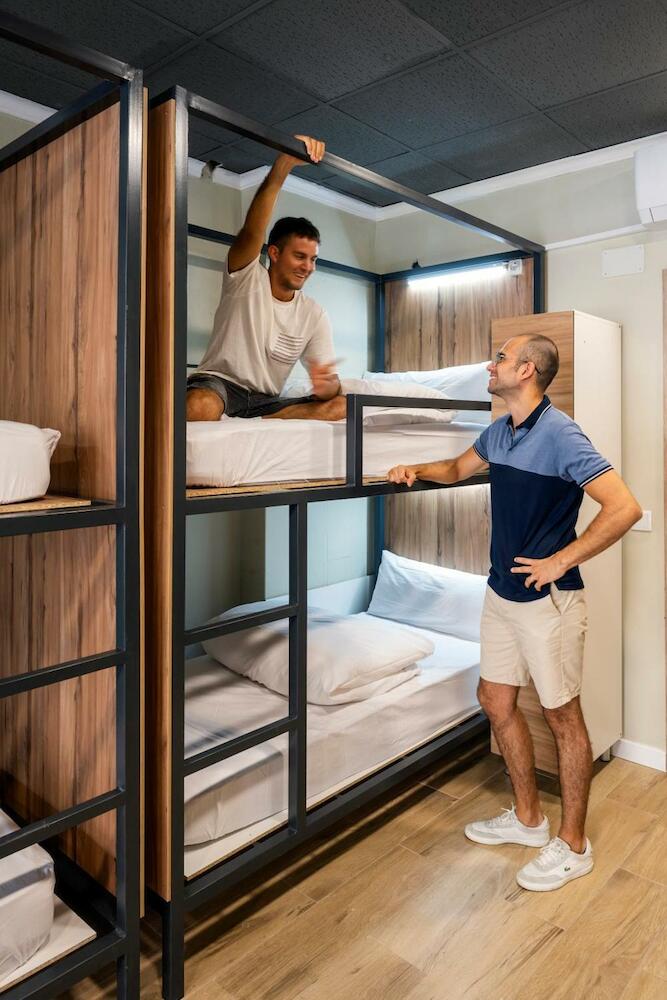 Som Hostel, Valencia