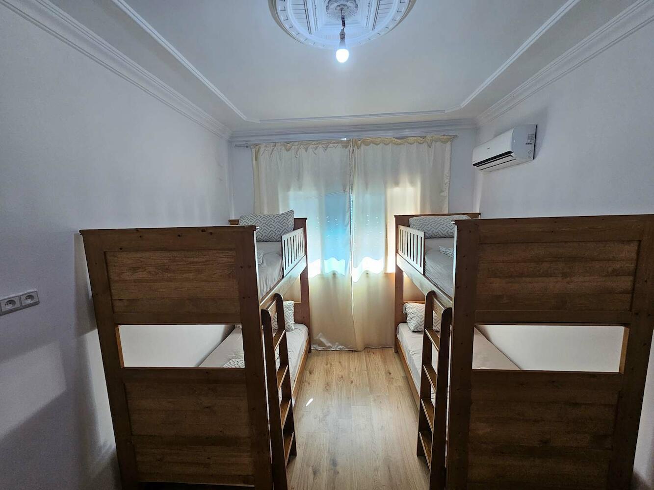 Eftalya Hostel, Tangier