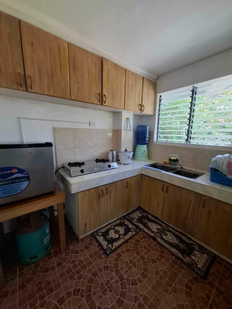 The Sylvia, Siquijor