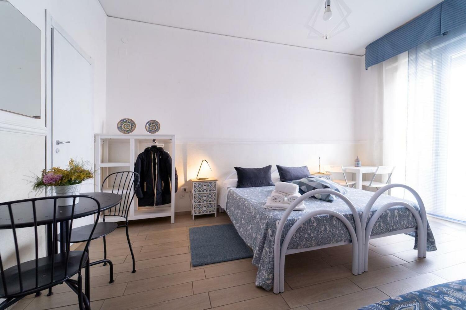 Hotel Bella Capri, Naples