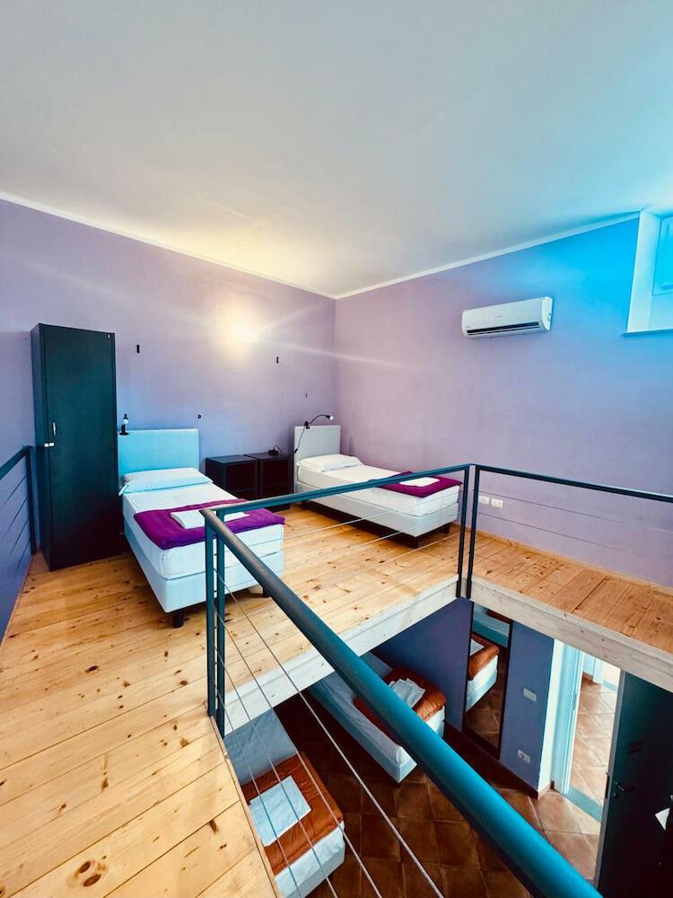 Emerald Palace B&B, Florence