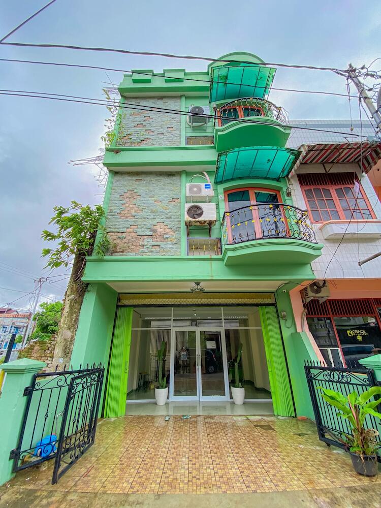 Rumah Palala, Padang