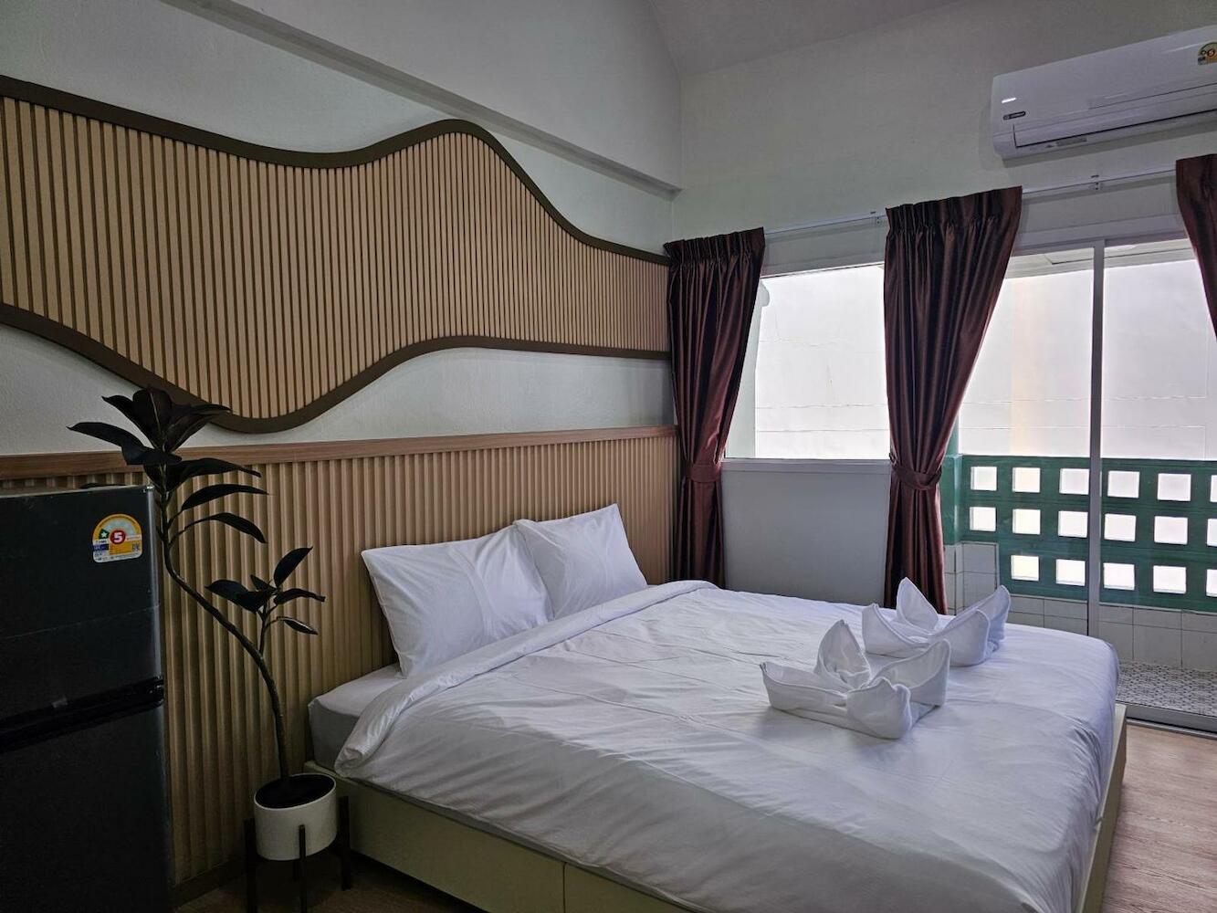 Lub Nai Hostel, Phuket City