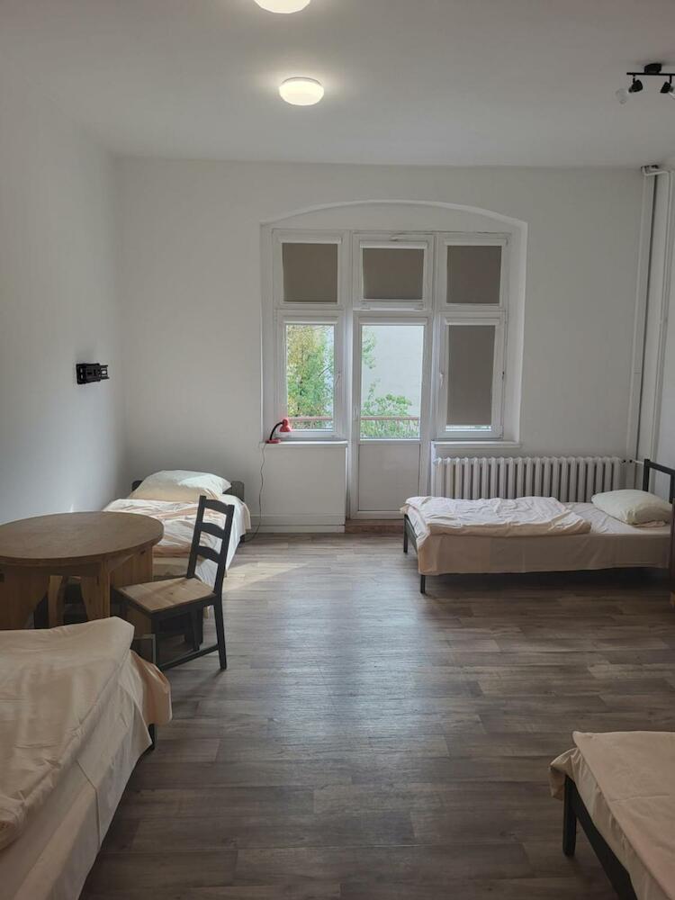 Hostel J17, Katowice