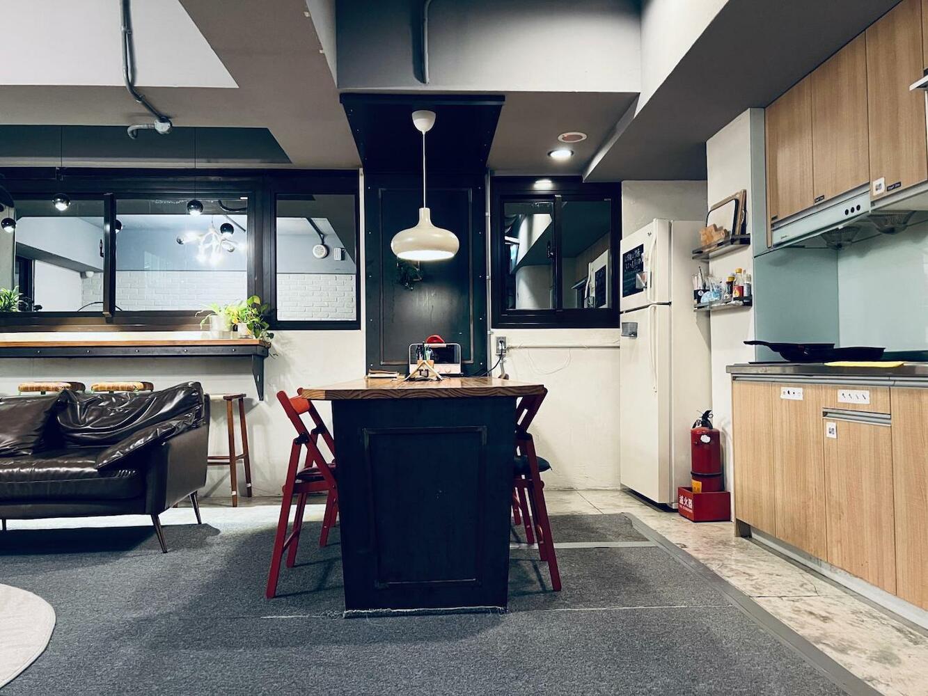 拉開門輕旅 Le Passage Hostel