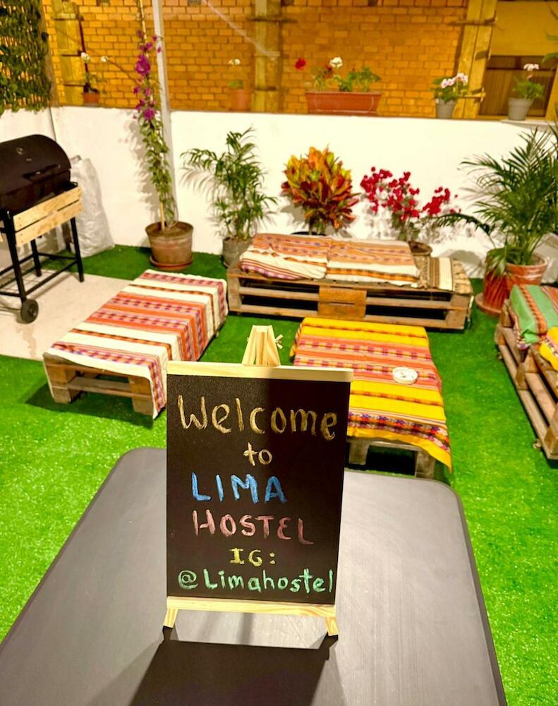 Lima Hostel, Lima