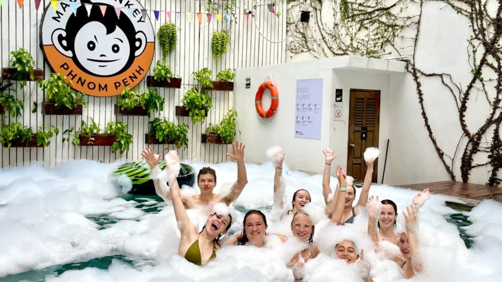 Mad Monkey Hostel Phnom Penh