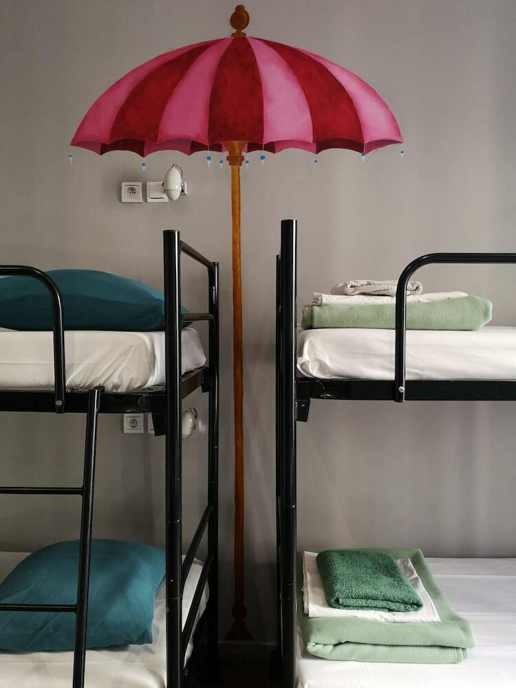 Hostel Meyerbeer Beach, Nice