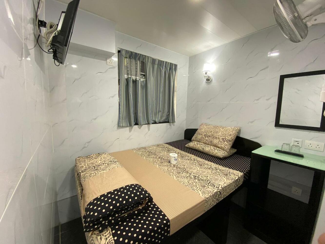 Vienna Hostel, Hong Kong