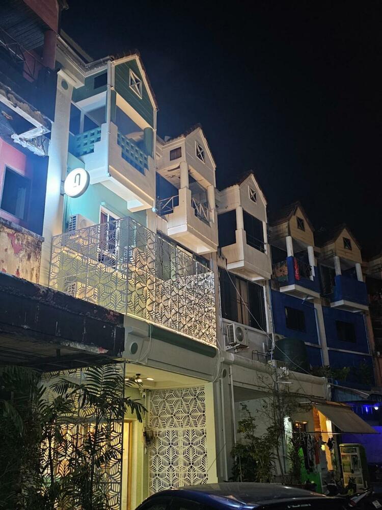 Lub Nai Hostel, Phuket City