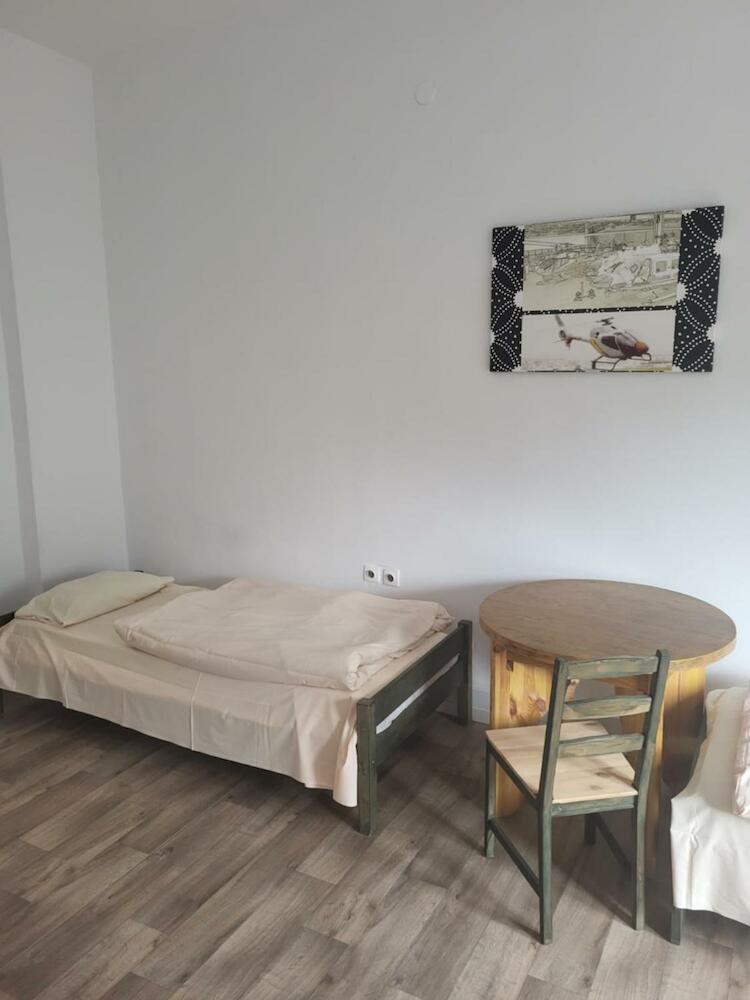 Hostel J17, Katowice