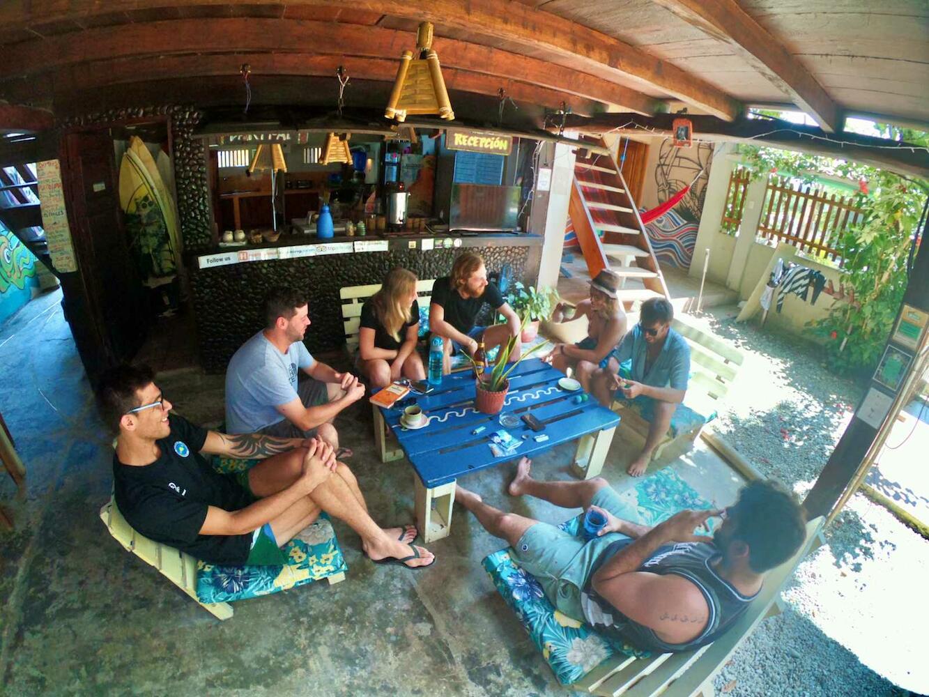 Hostal Moai, Montañita