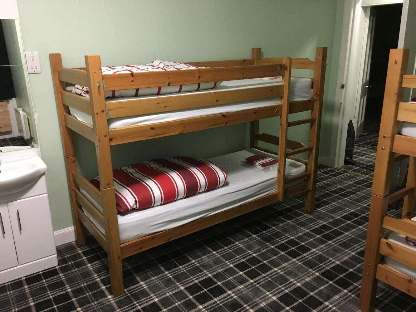 Chase The Wild Goose Hostel, Fort William