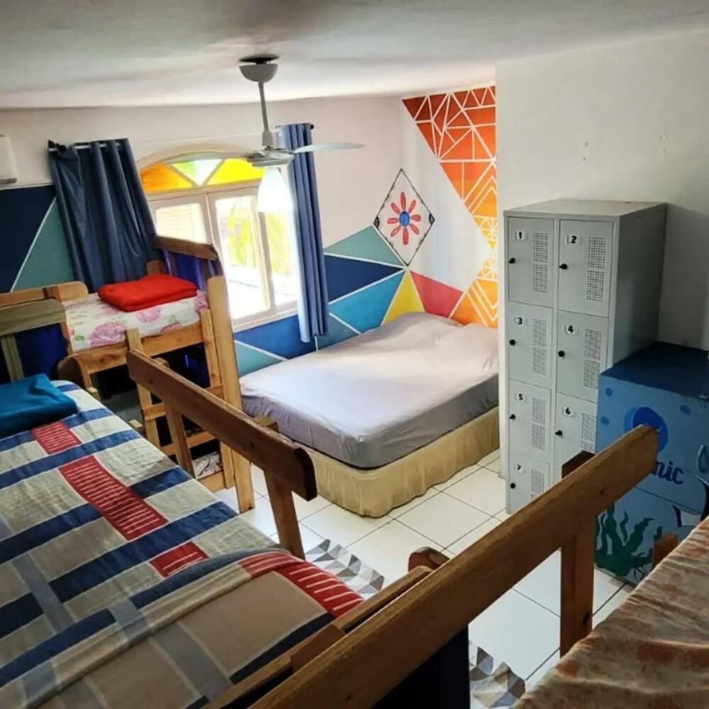 Hostel Oceanic Turismo
