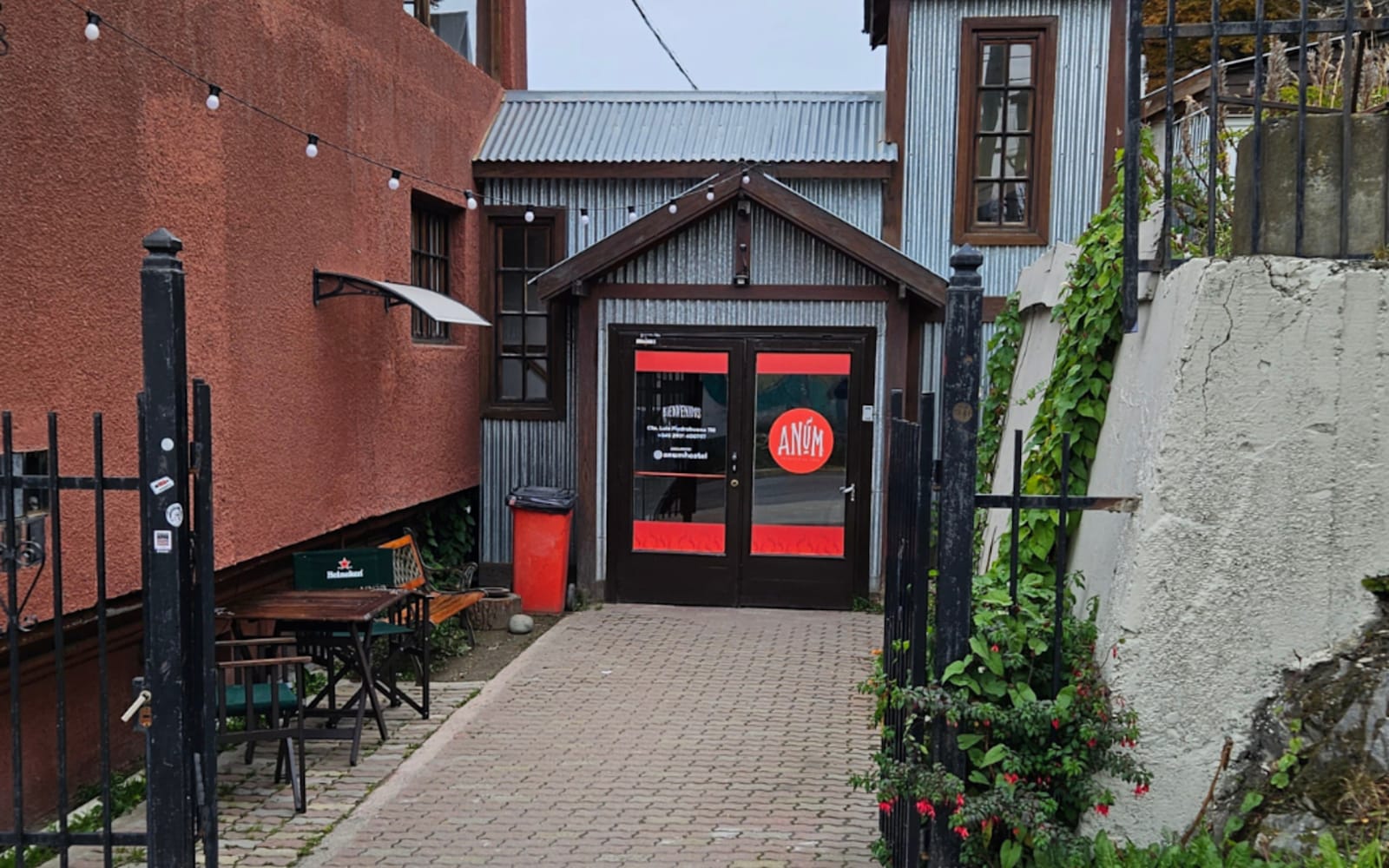 Anum Hostel