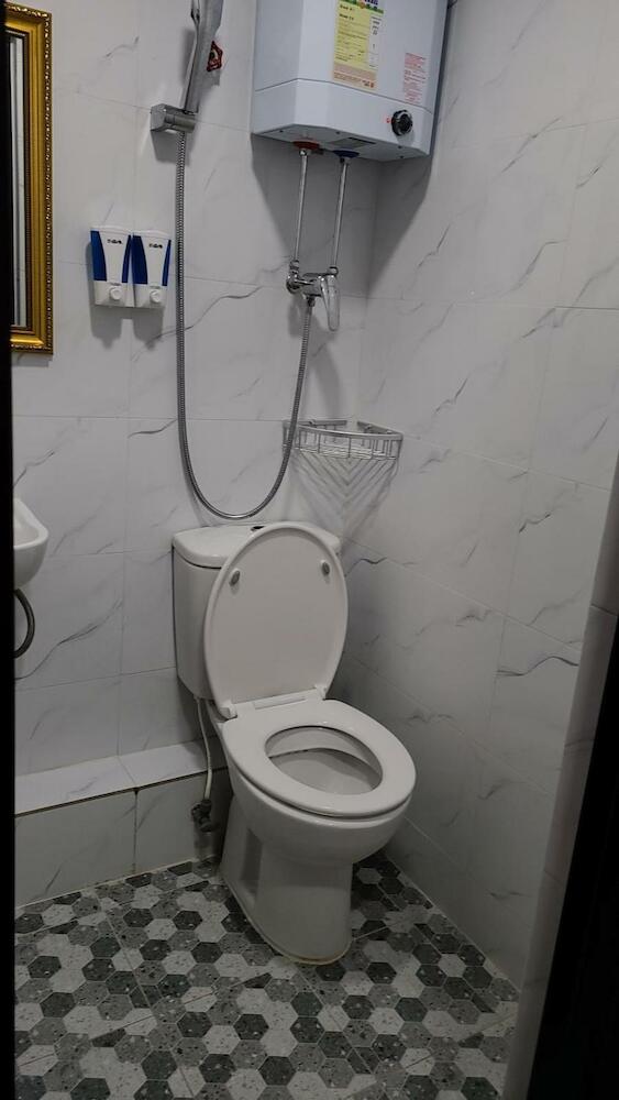Vienna Hostel, Hong Kong