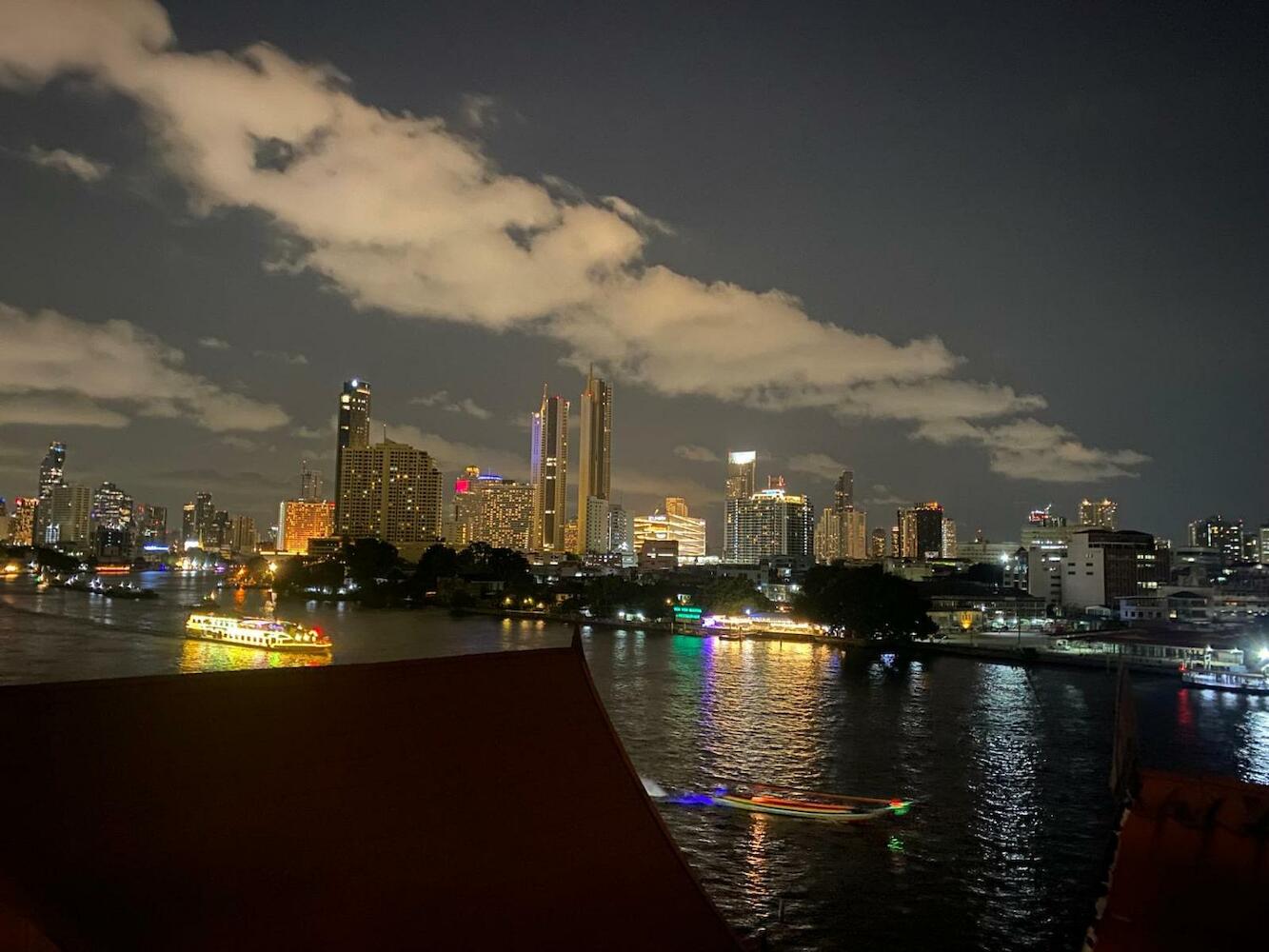 Pier 808, Bangkok