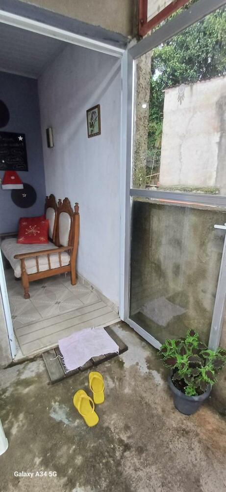 Val's Hostel