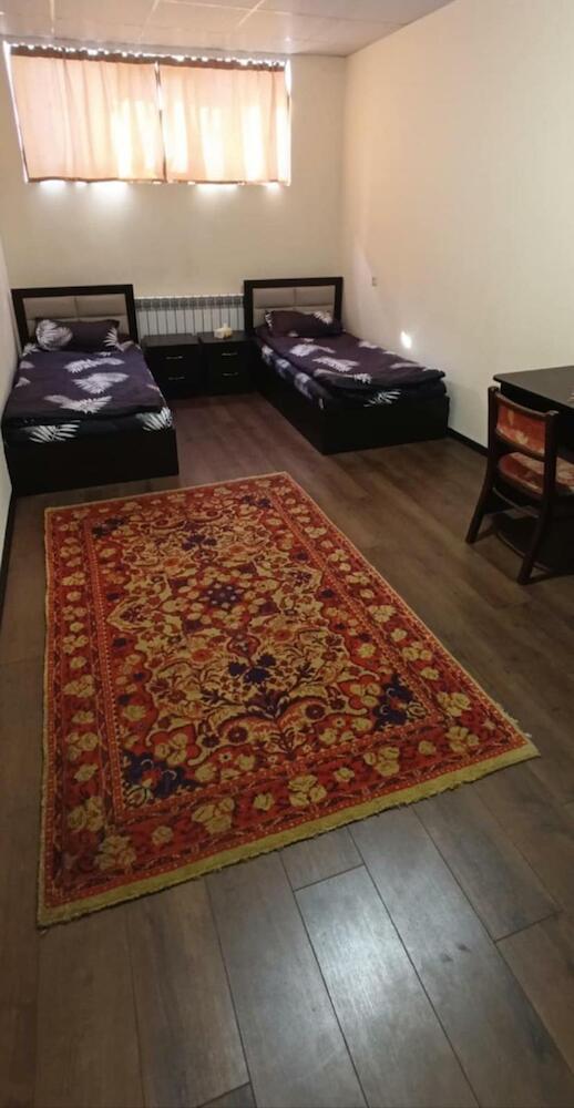 LADIES rooms, Yerevan