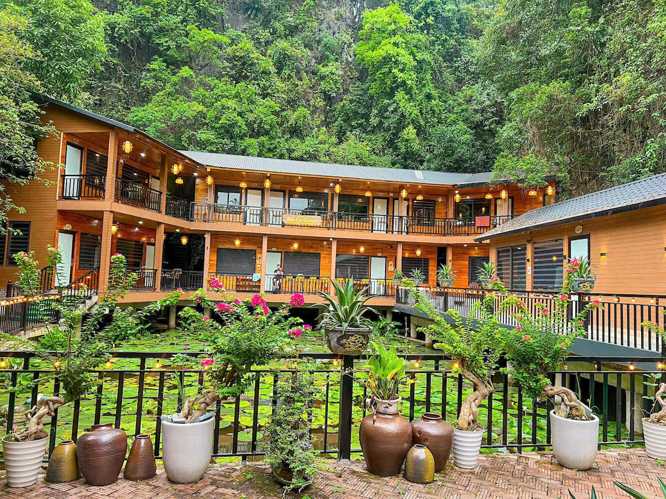 Tam Coc Central Bungalow 2
