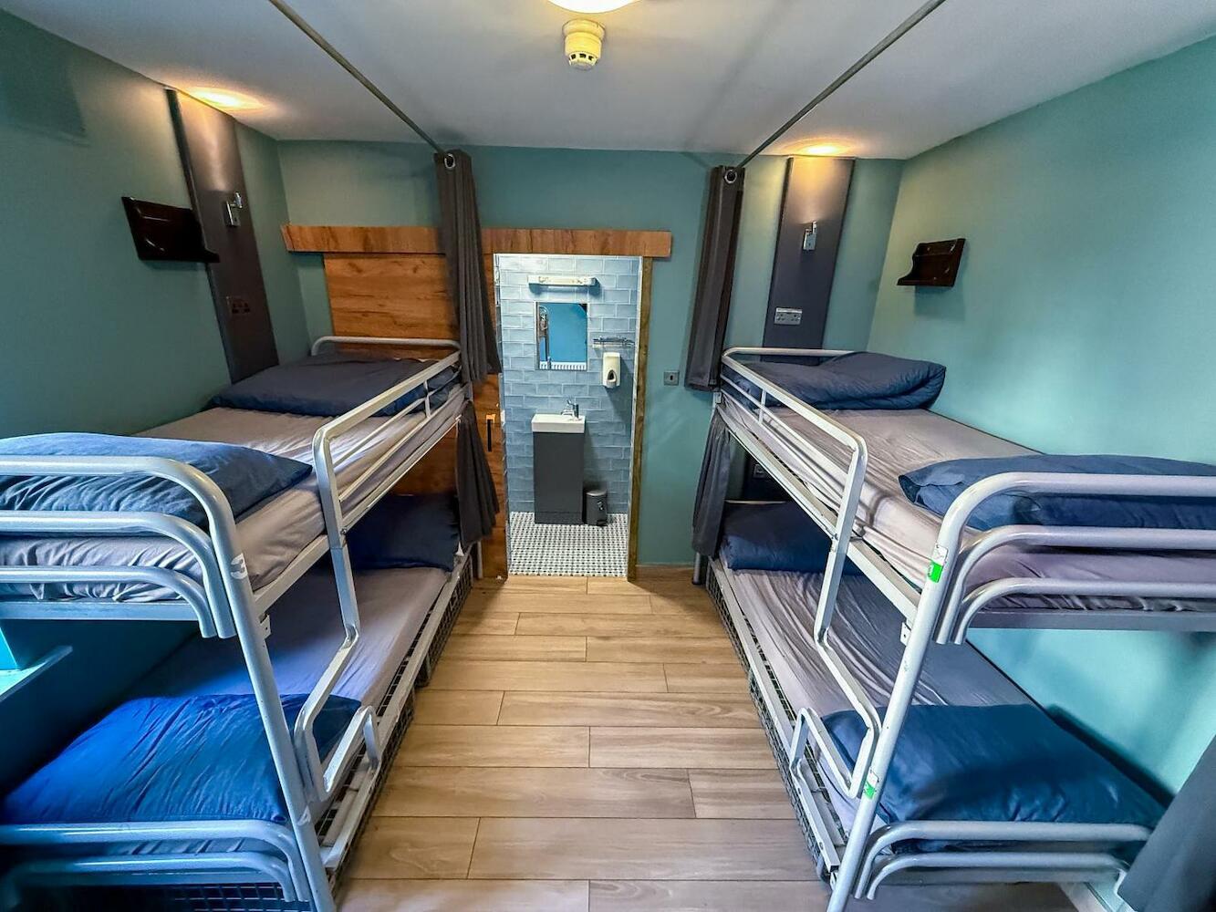 Abbey Court Guesthouse