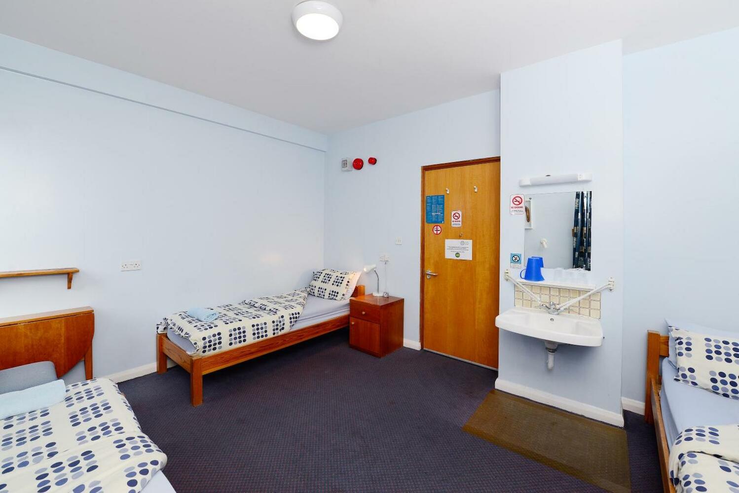 Pax Lodge Hostel