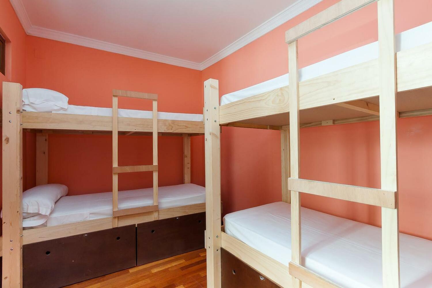 Feel Hostels City Center