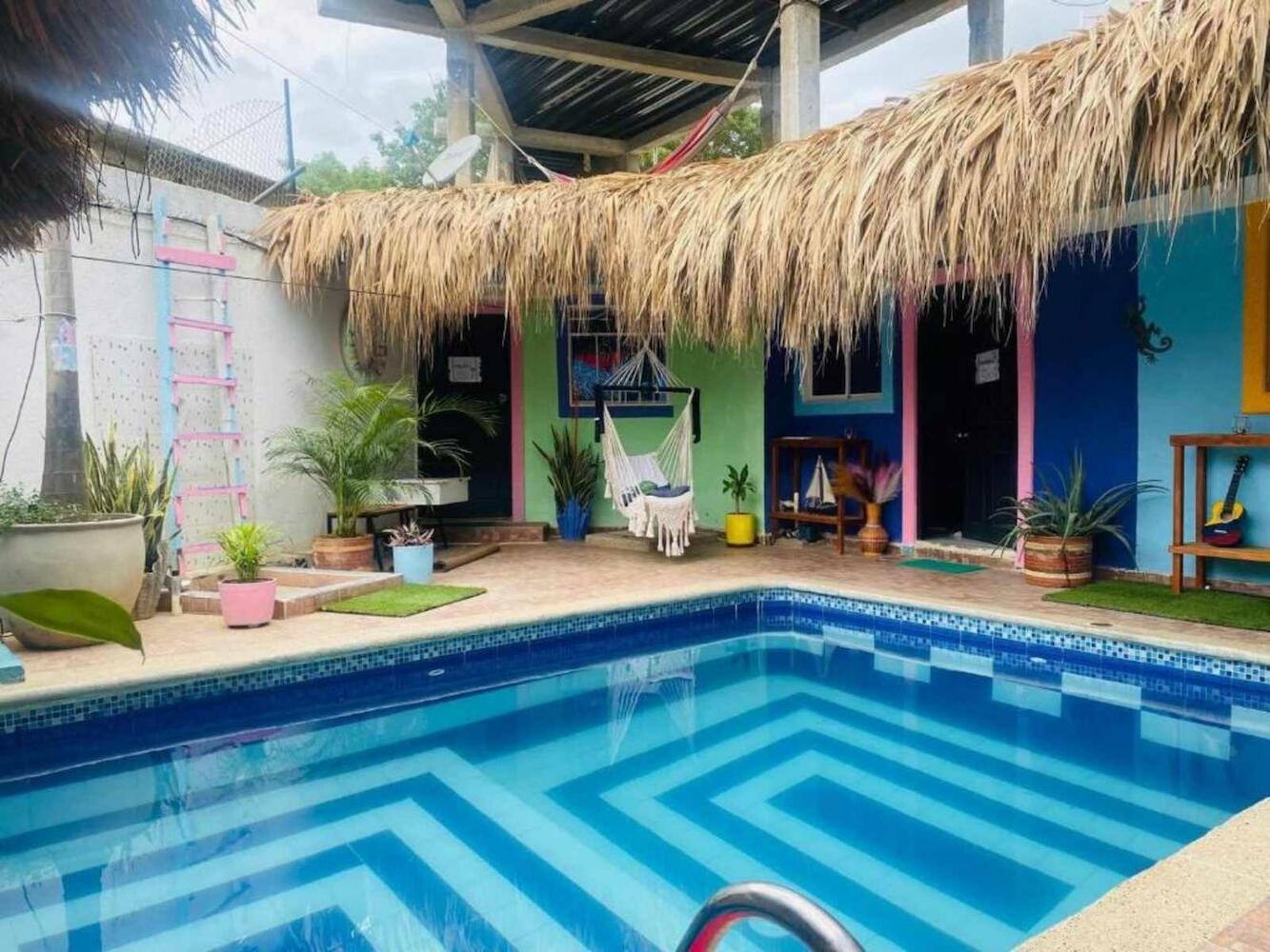 Hostal Laval, Taganga