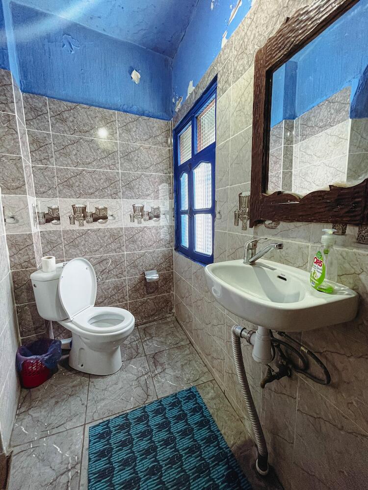 Hostel Aline