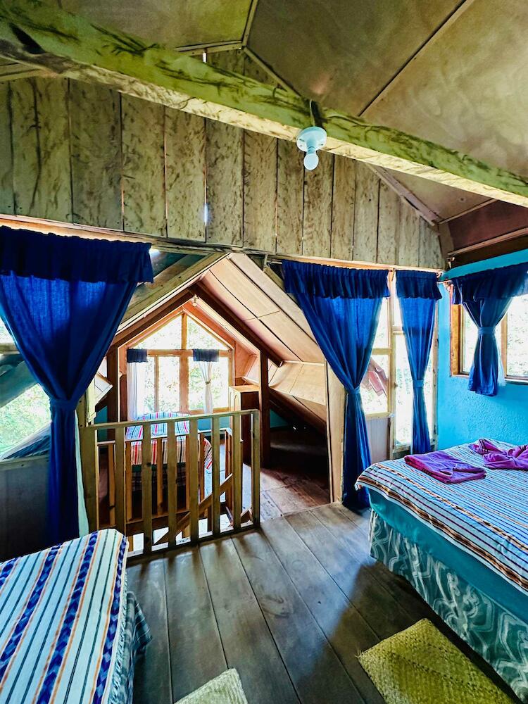 Eco-Hostel Mayachik, San Juan La Laguna