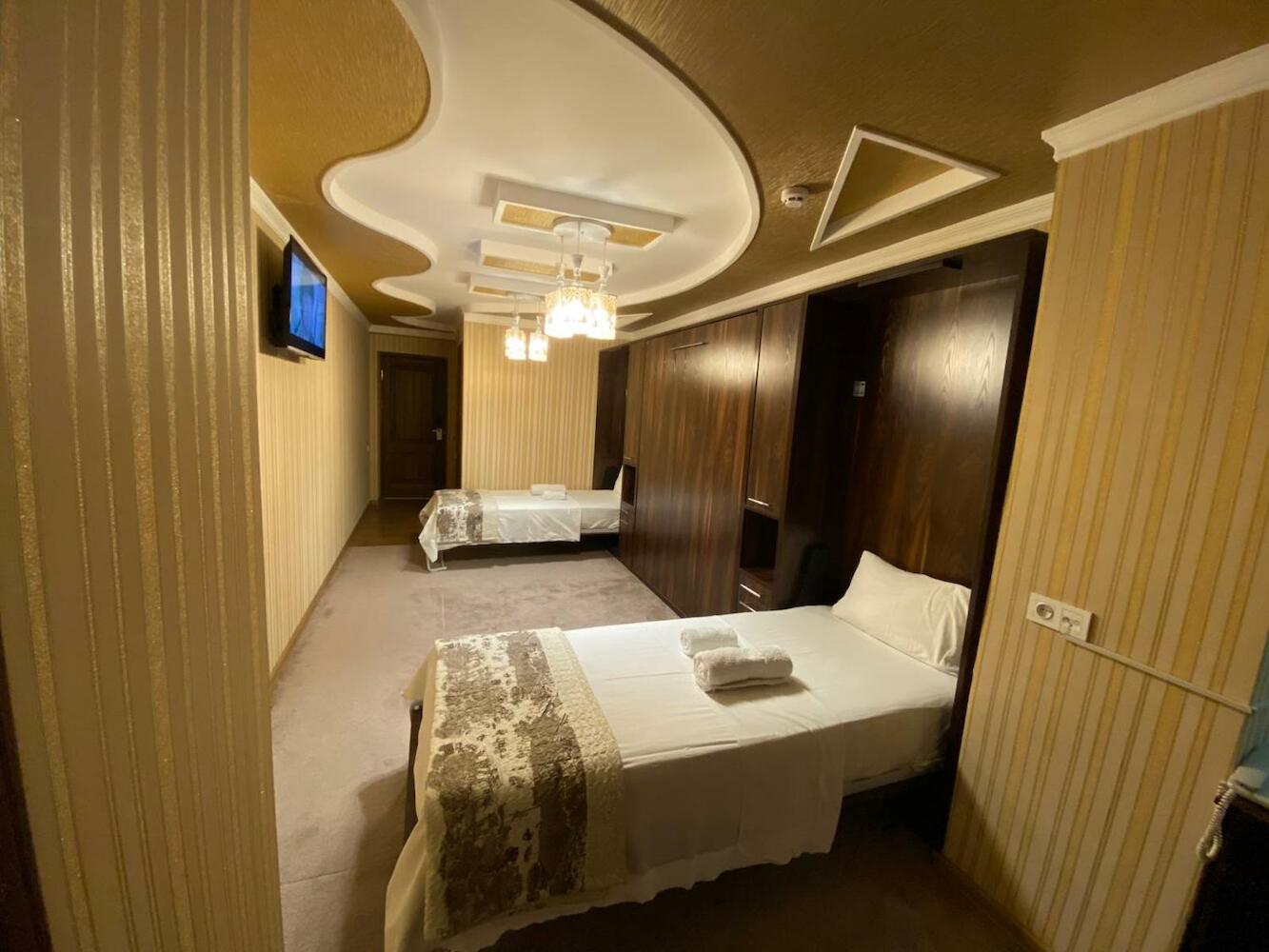BUDGET HOSTEL