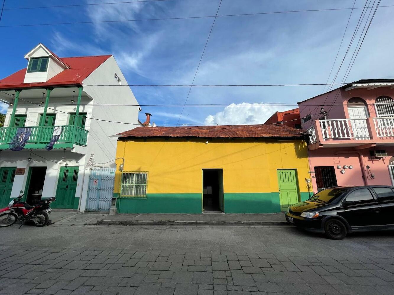 Hostal Inn 2, Flores