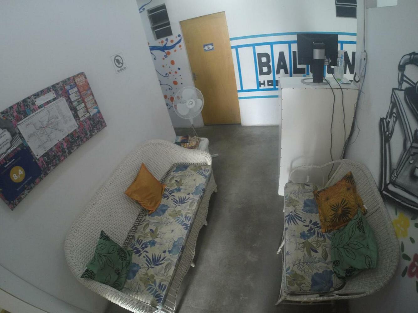 Balcony Hostel Hotel