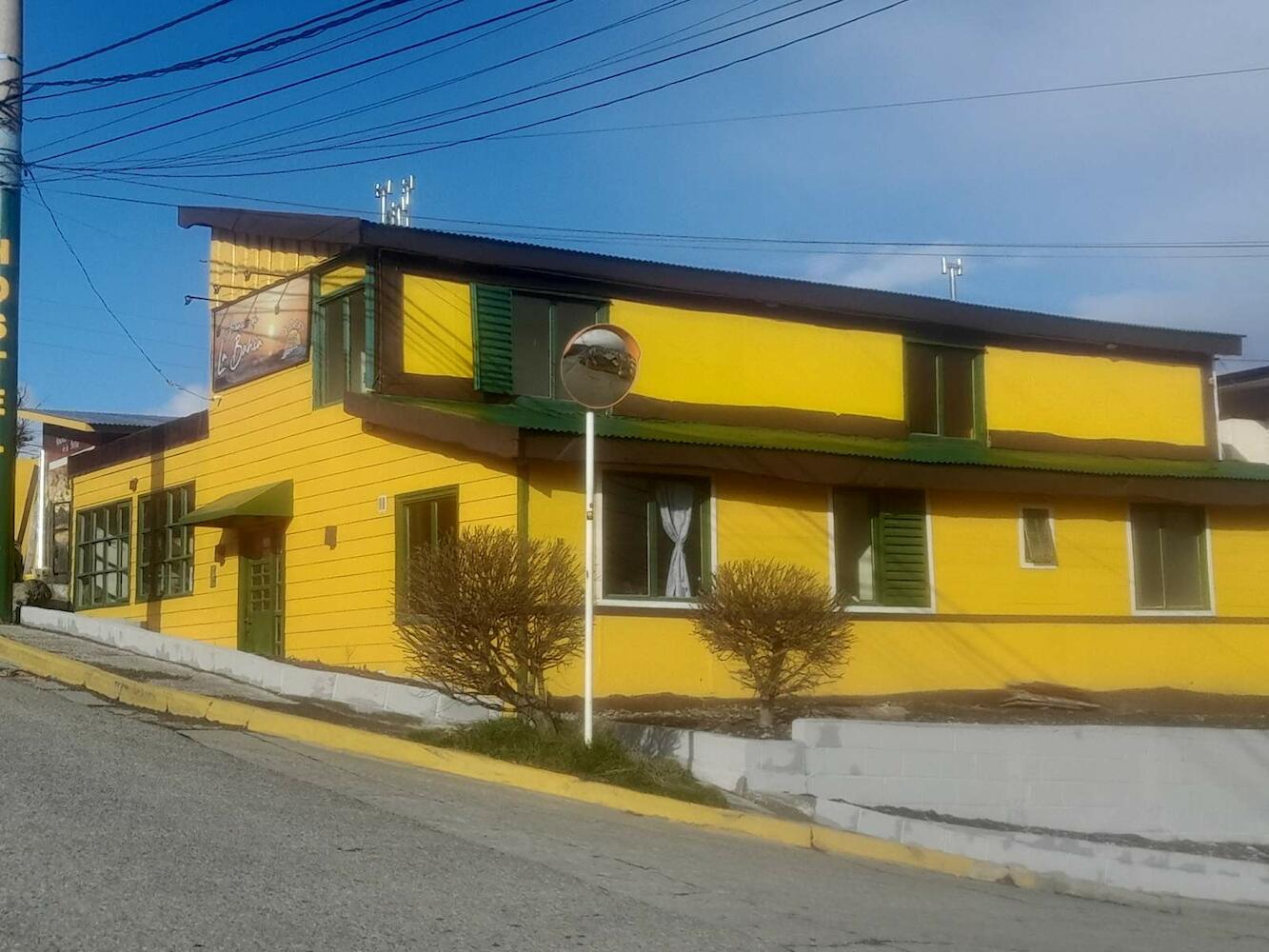 Amanecer De La Bahia Hostel