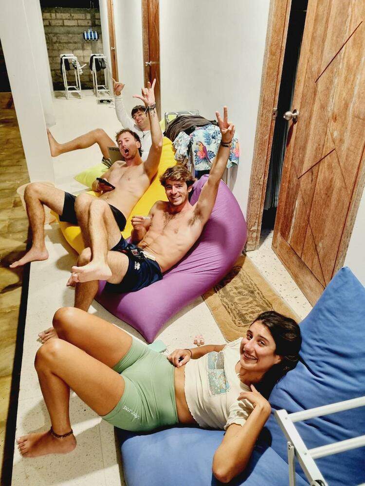 Jancoox Hostel