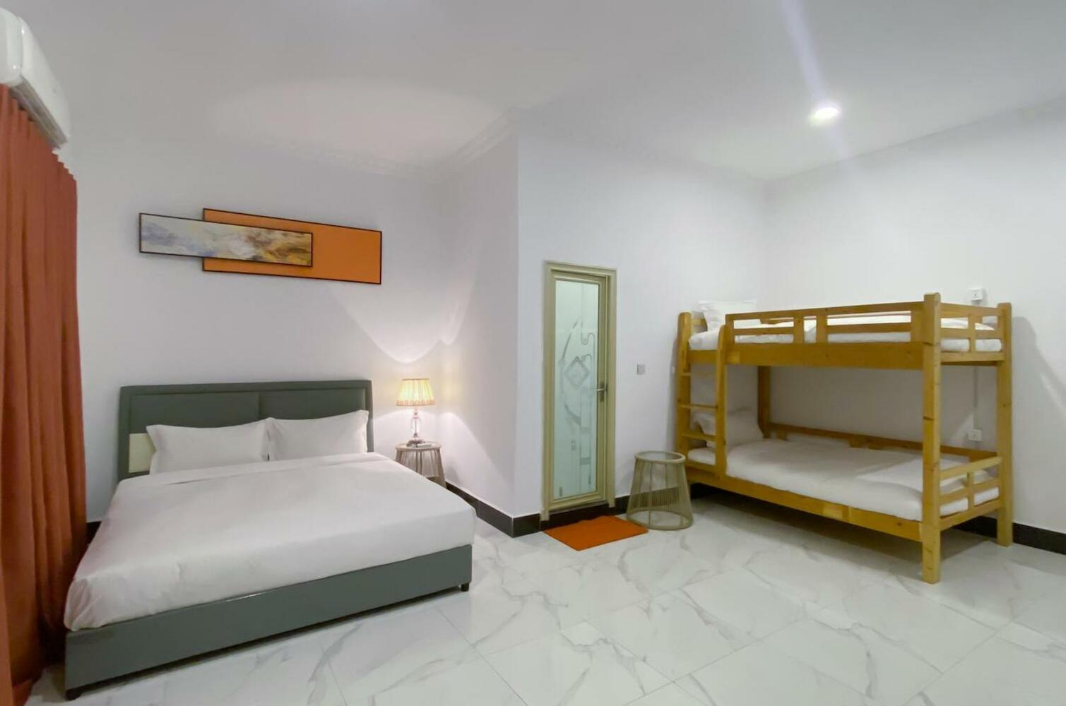 Easy Backpackers Paradise