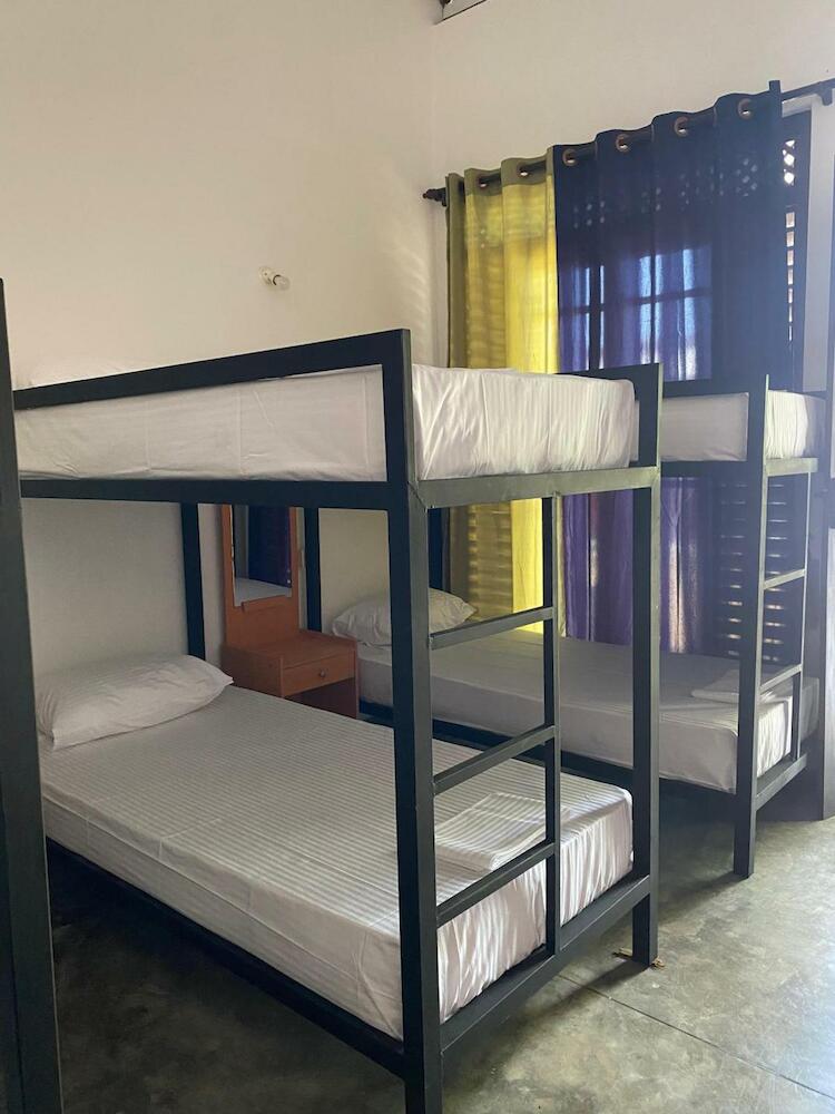 Arugam Summer Resort Hotel & Hostel, Arugam Bay