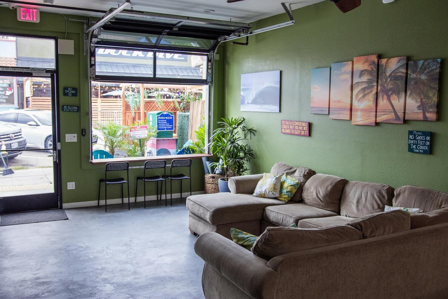 California Dreams Hostel