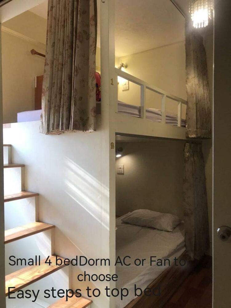 Smile Capsule Hostel, Chiang Mai