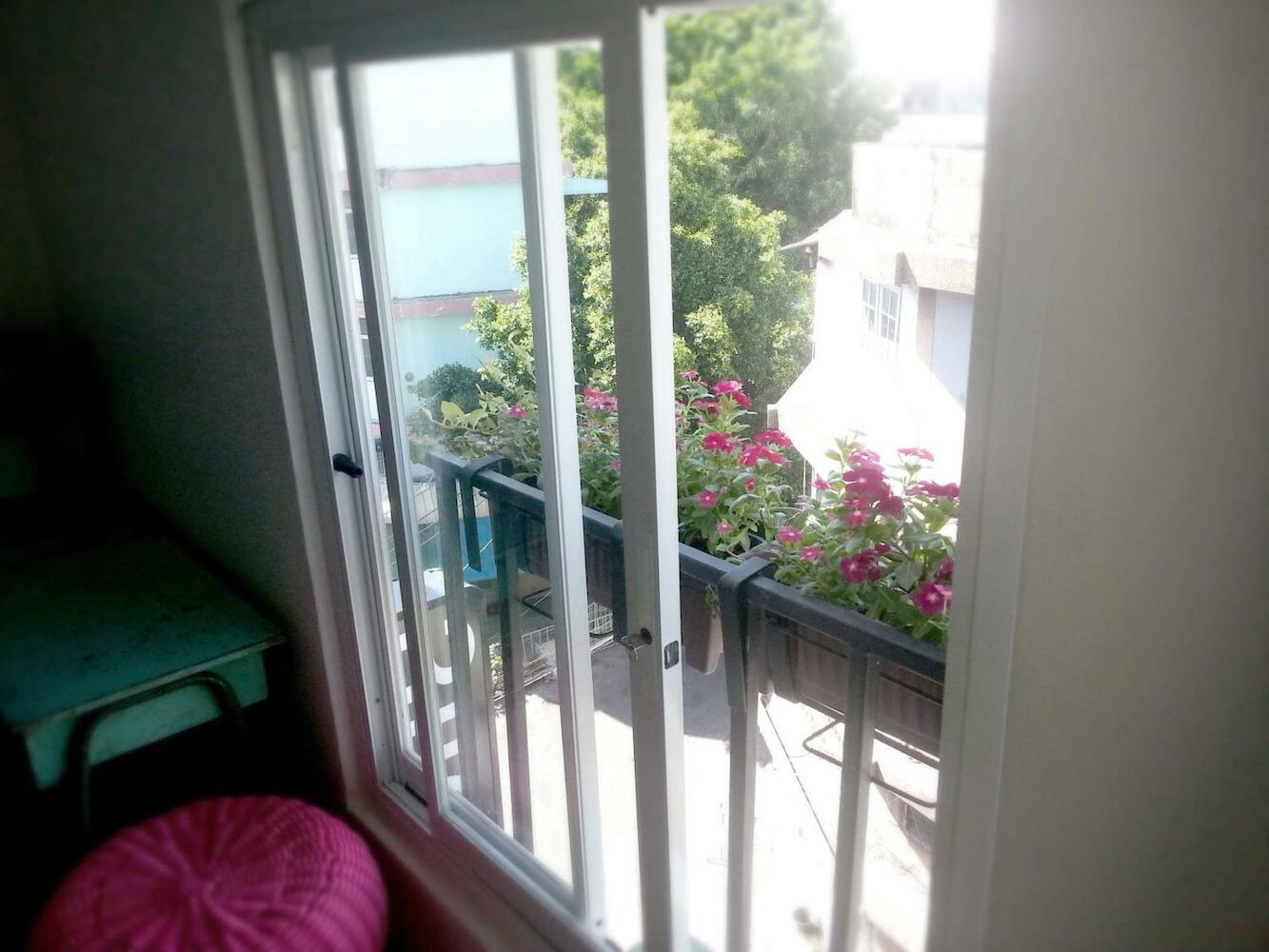 Ploy Hostel, Bangkok