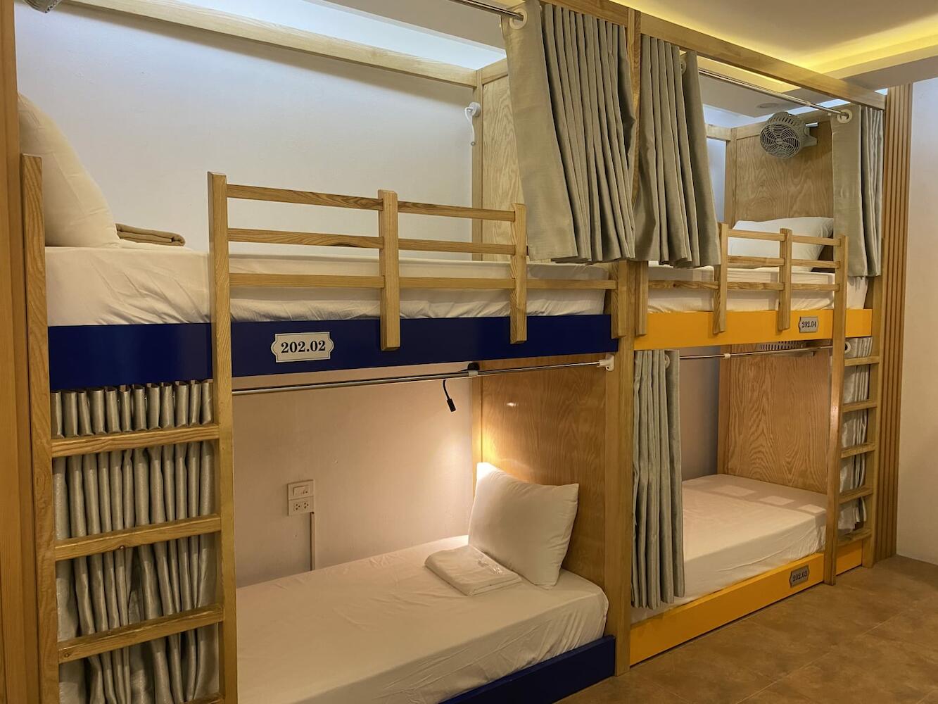 Awesome Hanoi Hostel & Pub