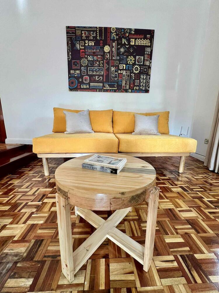 The Library Hostel, Nairobi