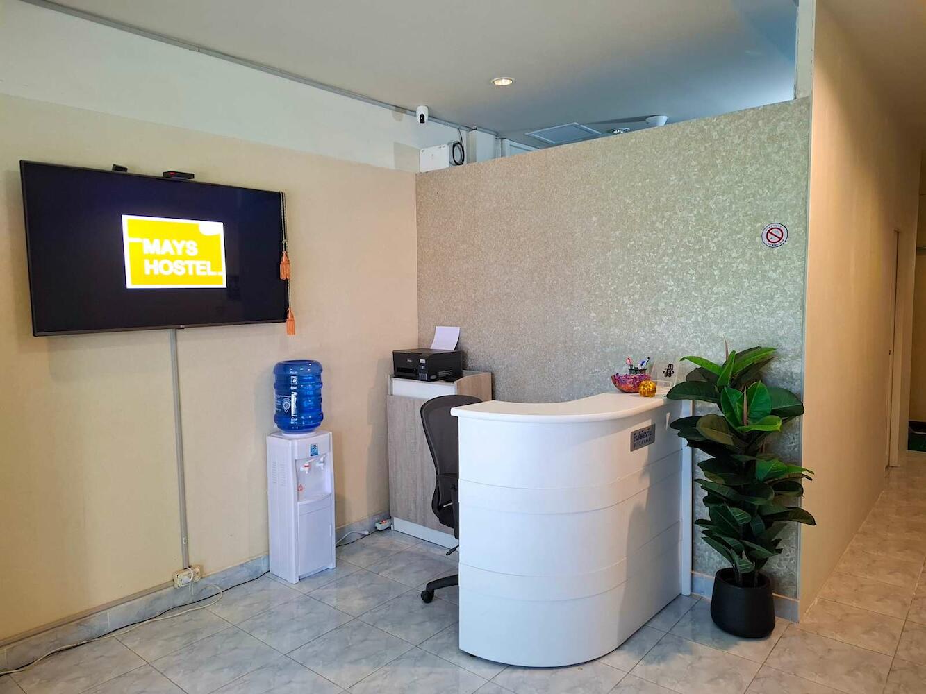 Mays Hostel, Hua Hin