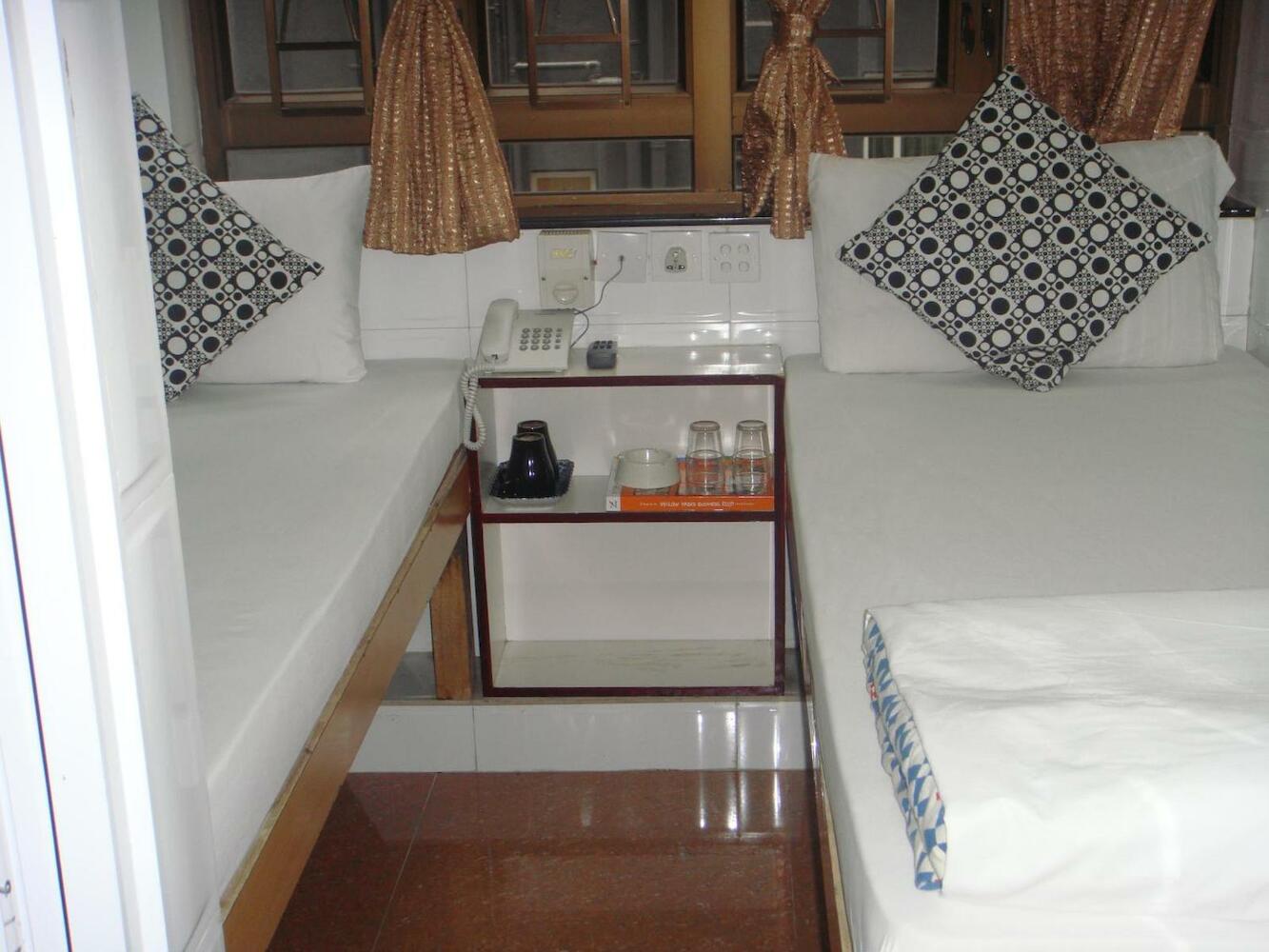 Paris Guest House
