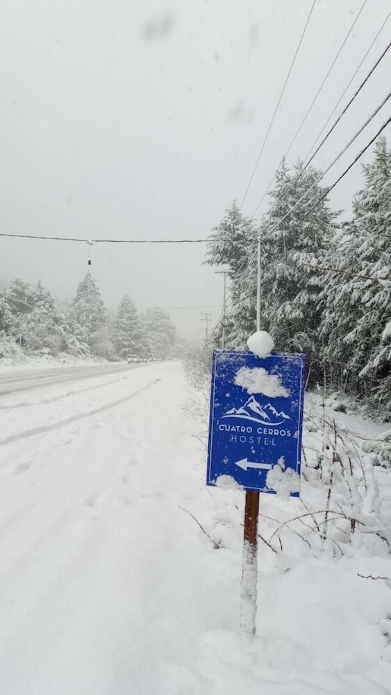 Hostel Cuatro Cerros, Bariloche