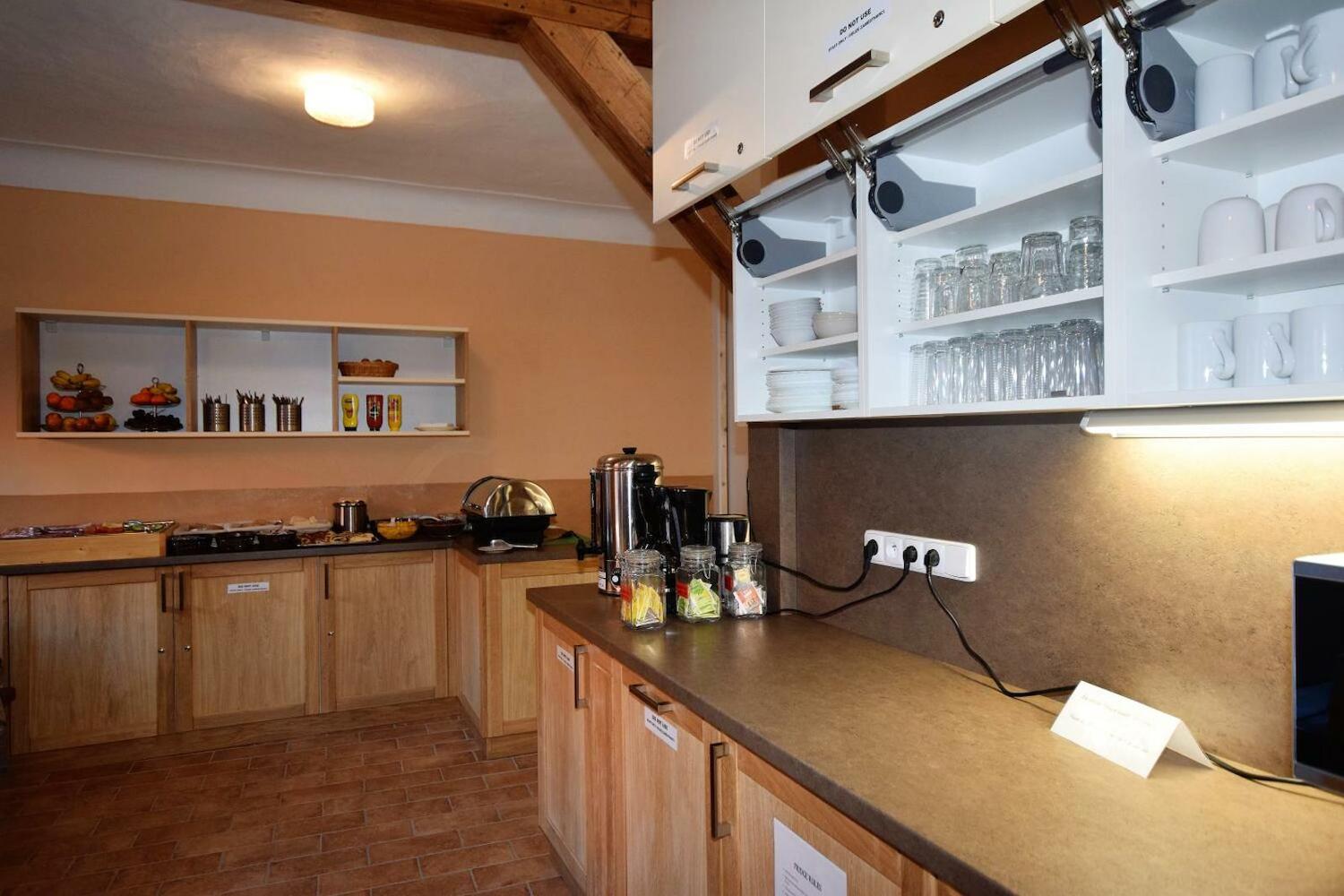 Travellers Hostel