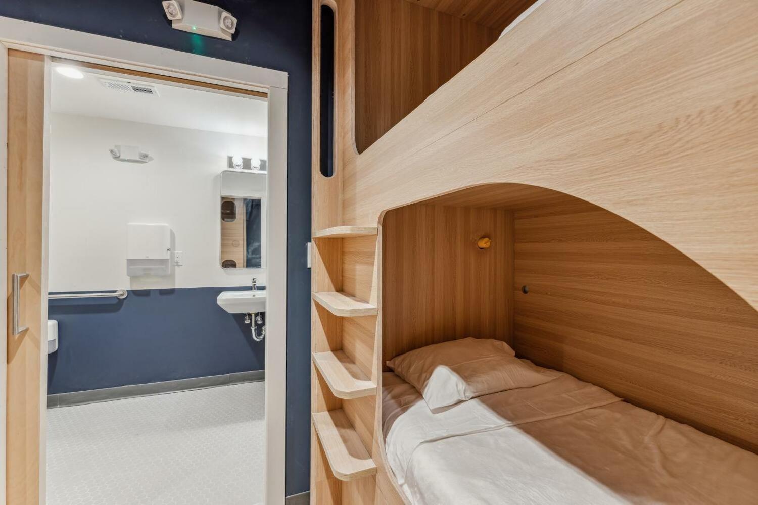 Meco Hostel