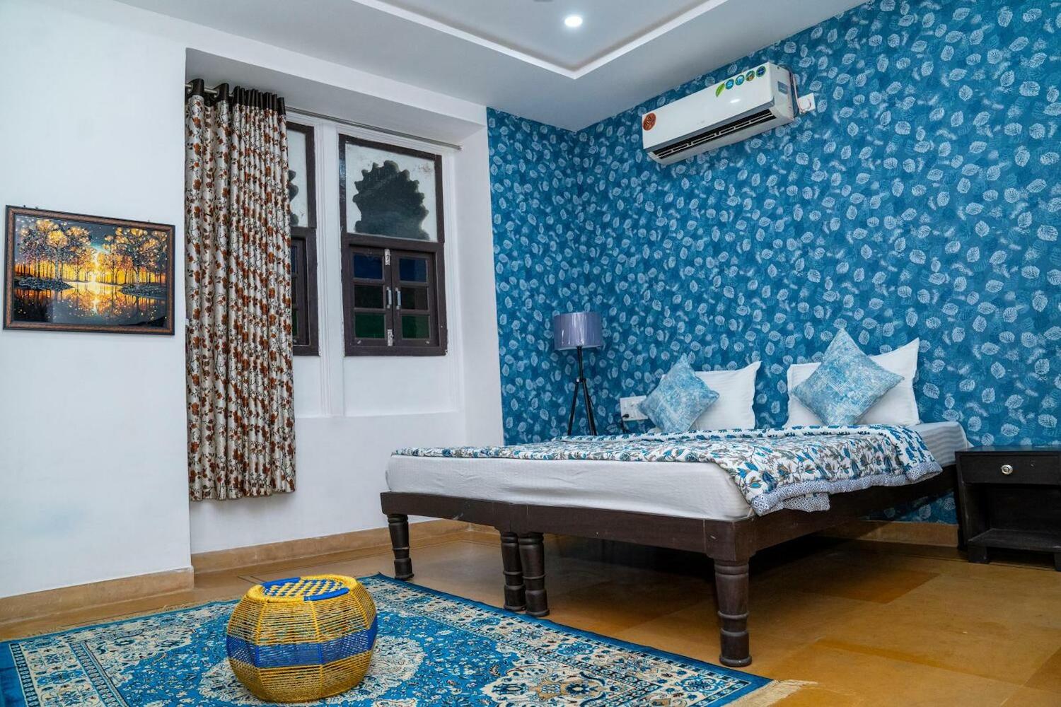 Footprint Hostel